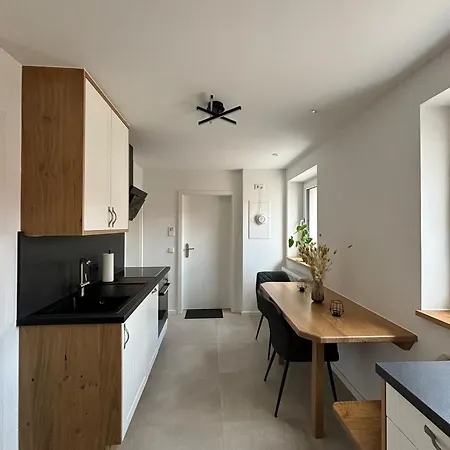 Moderne 2-schlafzimmer Fuer 2-3 Personen - Optimal Fuer Arbeit Und Erholung Apartment *